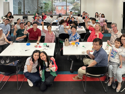 Chinese Community Social Hub 華人匯: Christmas Craft Making 聖誕節手工製作